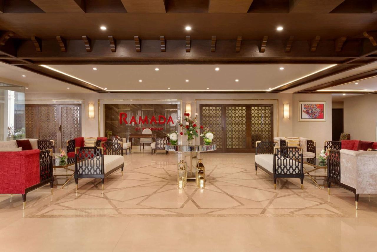 Ramada By Wyndham Lahore Gulberg II Exterior foto